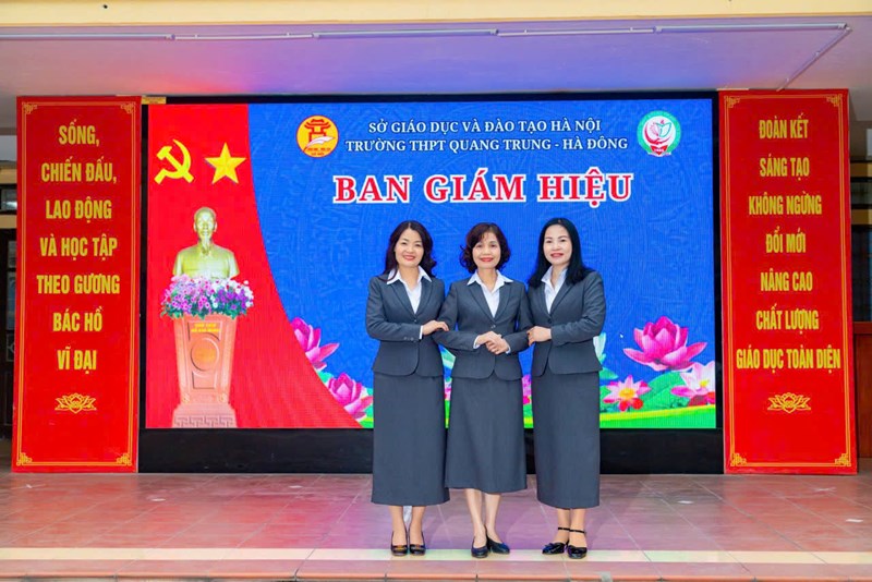 <a href="ban-giam-hieu/ban-giam-hieu-nha-truong-nam-hoc-2024-2025/ct/2437/12932.html">Ban giám hiệu nhà trường năm học 2024-2025</a>